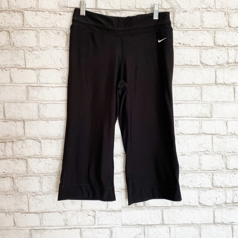 Nike Dri-Fit Black Wide Leg Capri Pants Small - Picture 5 of 5